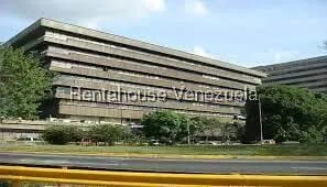 Comercial (Local Comercial) en Venta en Chuao, Distrito Metropolitano