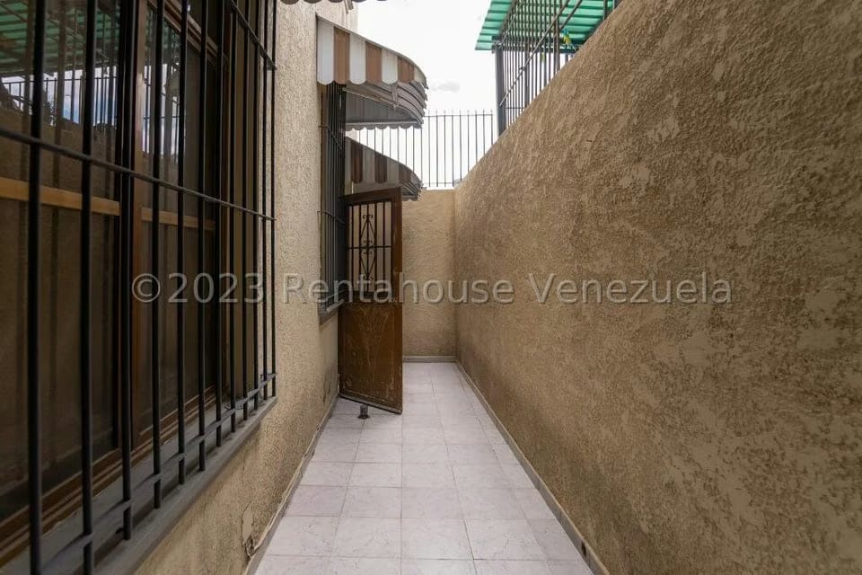 Comercial (Edificio) en Venta en Baruta, Distrito Metropolitano - 22