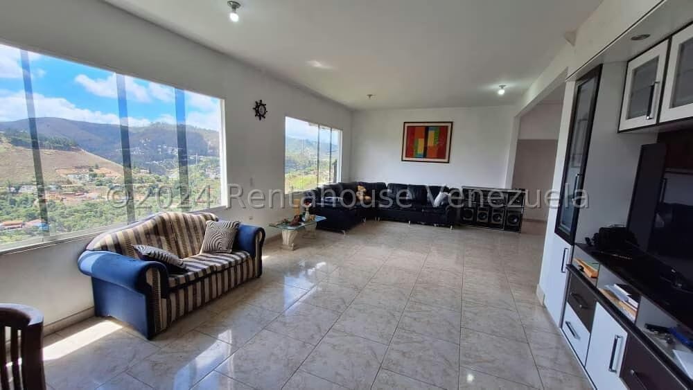 Casa (Multipes Niveles) en Venta en Pan de Azucar, Miranda