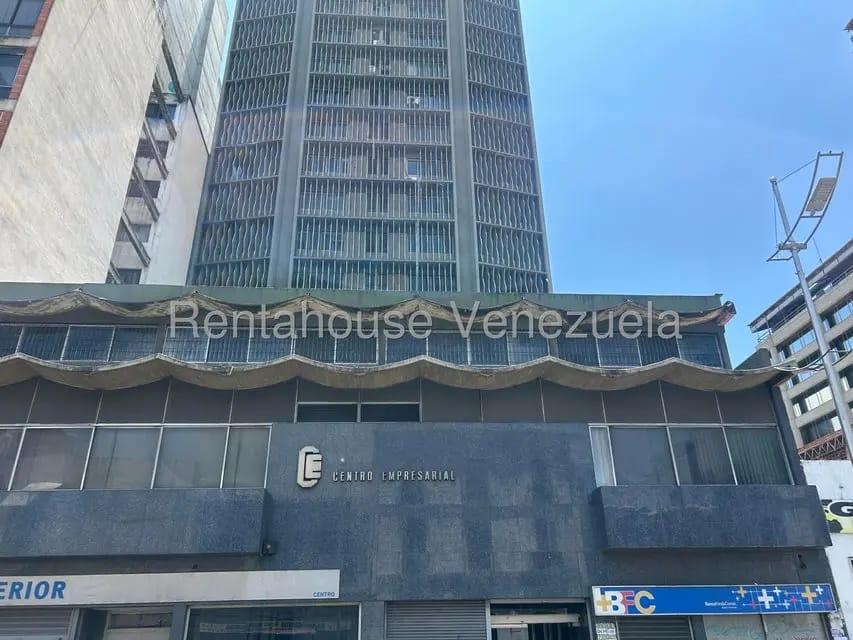 Comercial (Oficina) en Alquiler en Parroquia Catedral, Distrito Metropolitano