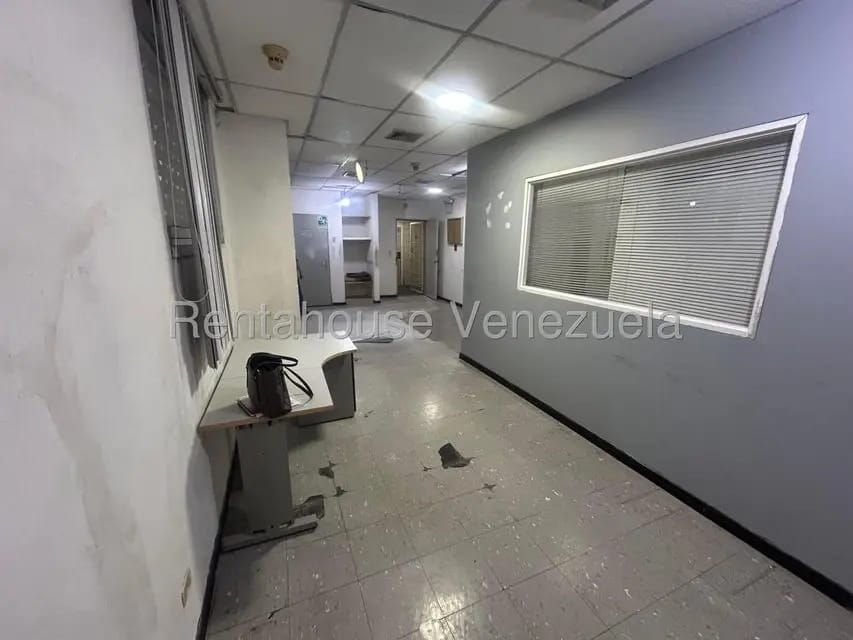 Comercial (Oficina) en Alquiler en Parroquia Catedral, Distrito Metropolitano - 13