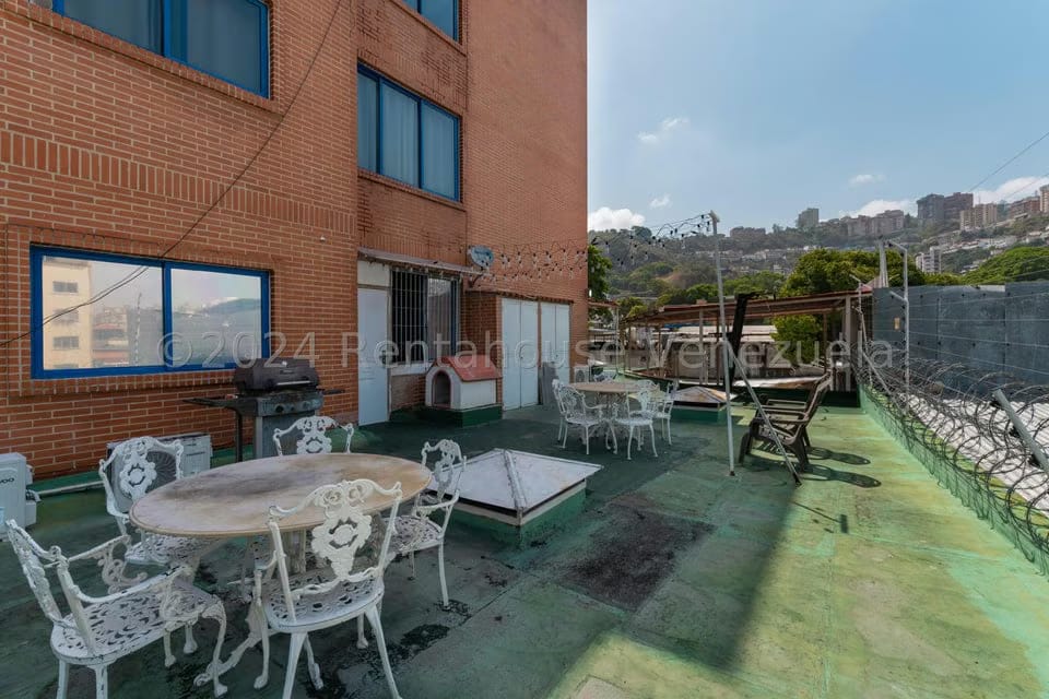 Comercial (Edificio) en Venta en Santa Monica, Distrito Metropolitano - 47