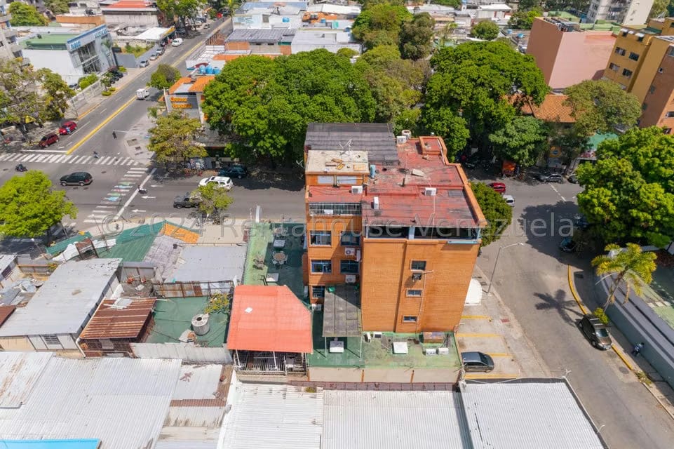 Comercial (Edificio) en Venta en Santa Monica, Distrito Metropolitano - 57