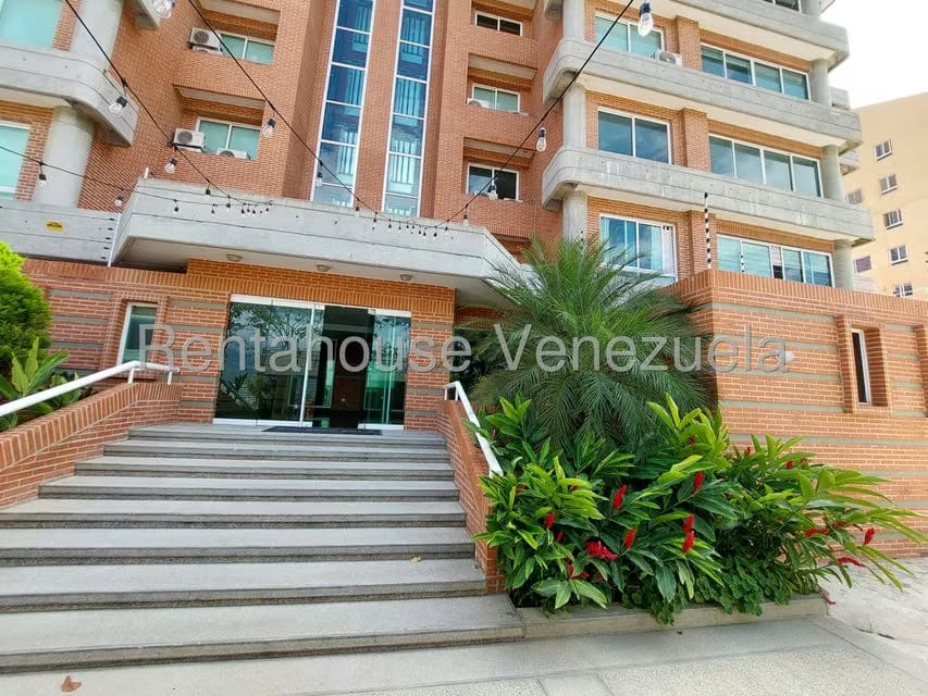 Apartamento (1 Nivel) en Venta en Lomas del Sol, Distrito Metropolitano - 2