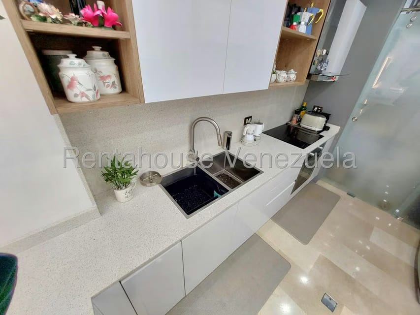 Apartamento (1 Nivel) en Venta en Lomas del Sol, Distrito Metropolitano - 11