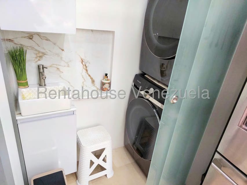 Apartamento (1 Nivel) en Venta en Lomas del Sol, Distrito Metropolitano - 14