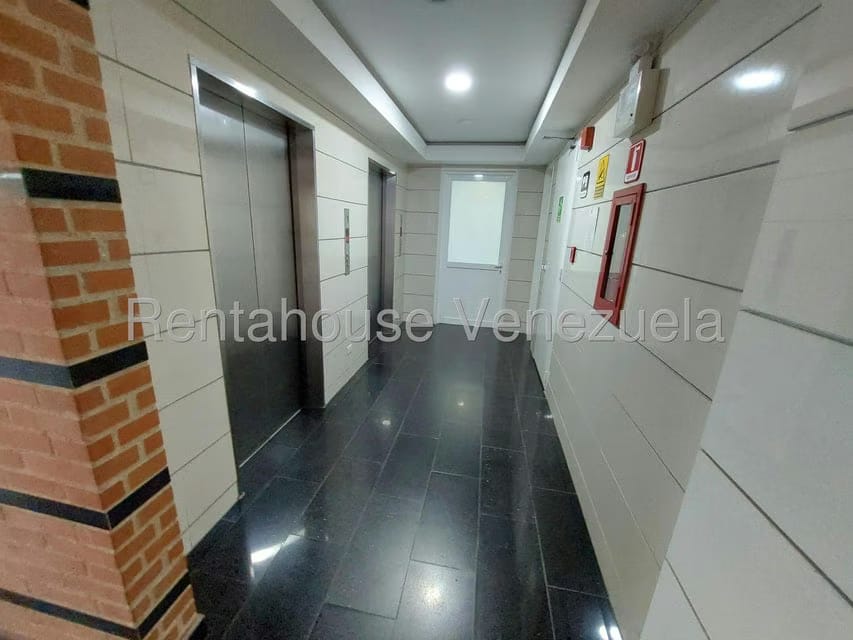 Apartamento (1 Nivel) en Venta en Lomas del Sol, Distrito Metropolitano - 36
