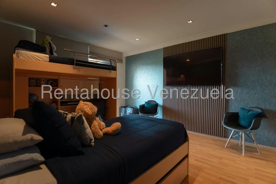 Apartamento (1 Nivel) en Venta en Solar del Hatillo, Distrito Metropolitano - 11
