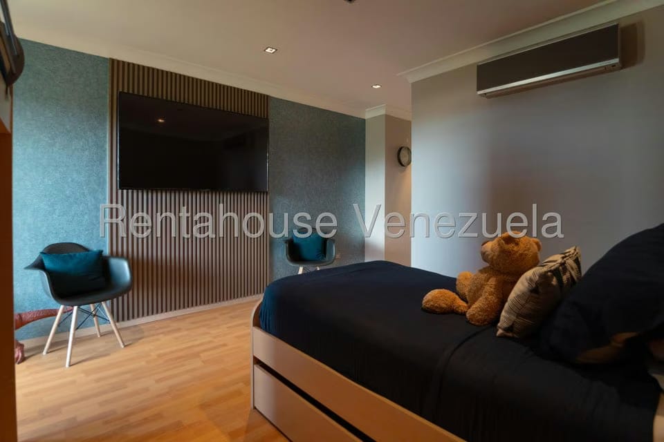Apartamento (1 Nivel) en Venta en Solar del Hatillo, Distrito Metropolitano - 14