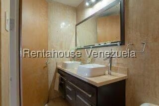 Apartamento (1 Nivel) en Venta en Solar del Hatillo, Distrito Metropolitano - 16