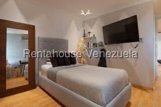 Apartamento (1 Nivel) en Venta en Solar del Hatillo, Distrito Metropolitano - 19