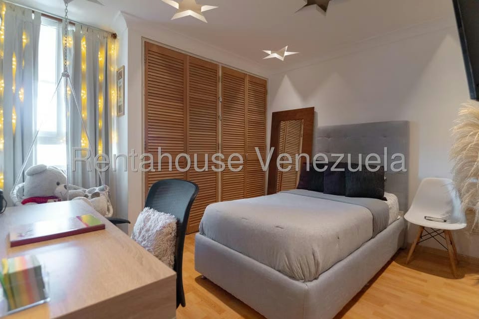 Apartamento (1 Nivel) en Venta en Solar del Hatillo, Distrito Metropolitano - 20