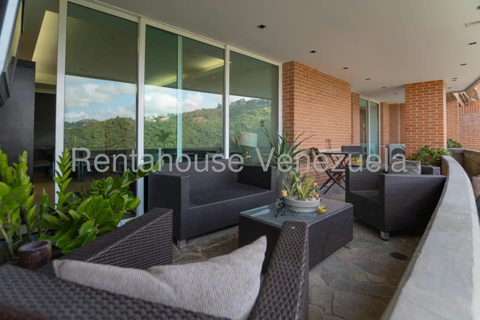 Apartamento (1 Nivel) en Venta en Solar del Hatillo, Distrito Metropolitano - 8