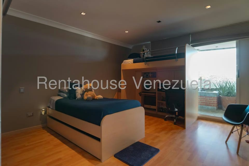 Apartamento (1 Nivel) en Venta en Solar del Hatillo, Distrito Metropolitano - 10