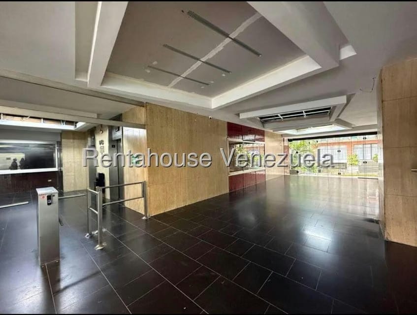 Comercial (Oficina) en Venta en El Rosal, Distrito Metropolitano - 2