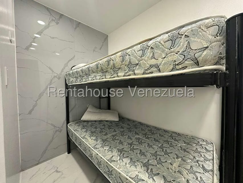 Comercial (Edificio) en Alquiler en Chuao, Distrito Metropolitano - 24