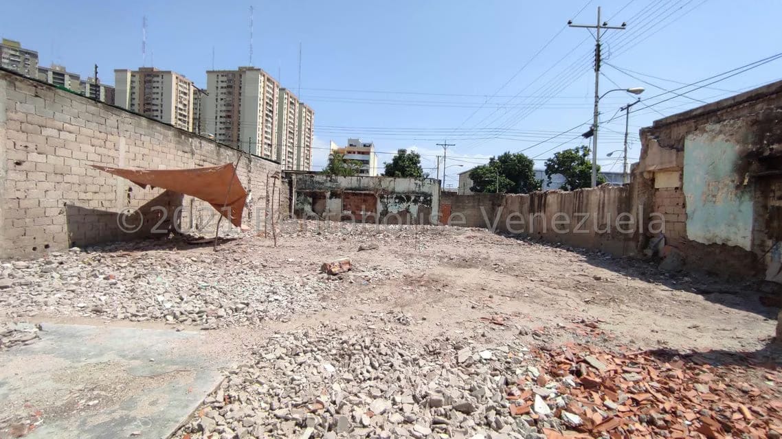 Terreno (Comercial) en Venta en Zona Centro, Aragua - 8