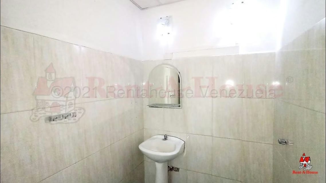 Comercial (Oficina) en Venta en Avenida 19 de Abril, Aragua - 12
