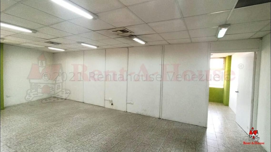Comercial (Oficina) en Venta en Avenida 19 de Abril, Aragua - 8