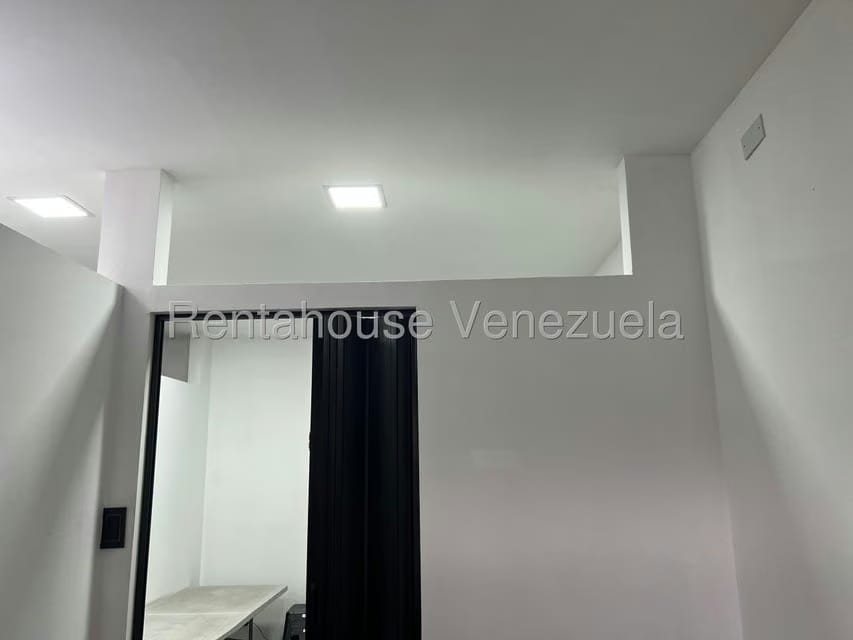 Comercial (Local Comercial) en Alquiler en Centro, Lara - 12
