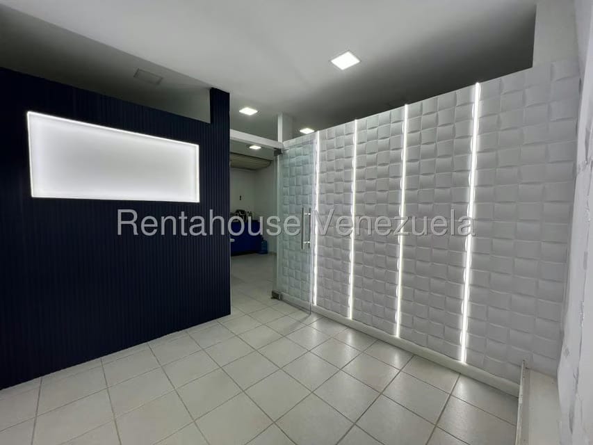 Comercial (Local Comercial) en Alquiler en Centro, Lara - 3