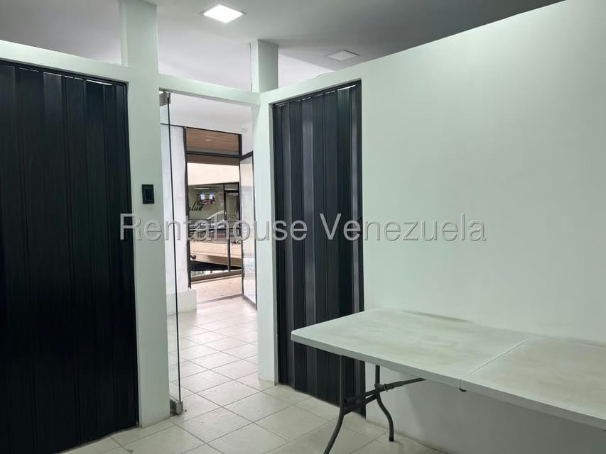 Comercial (Local Comercial) en Alquiler en Centro, Lara - 9