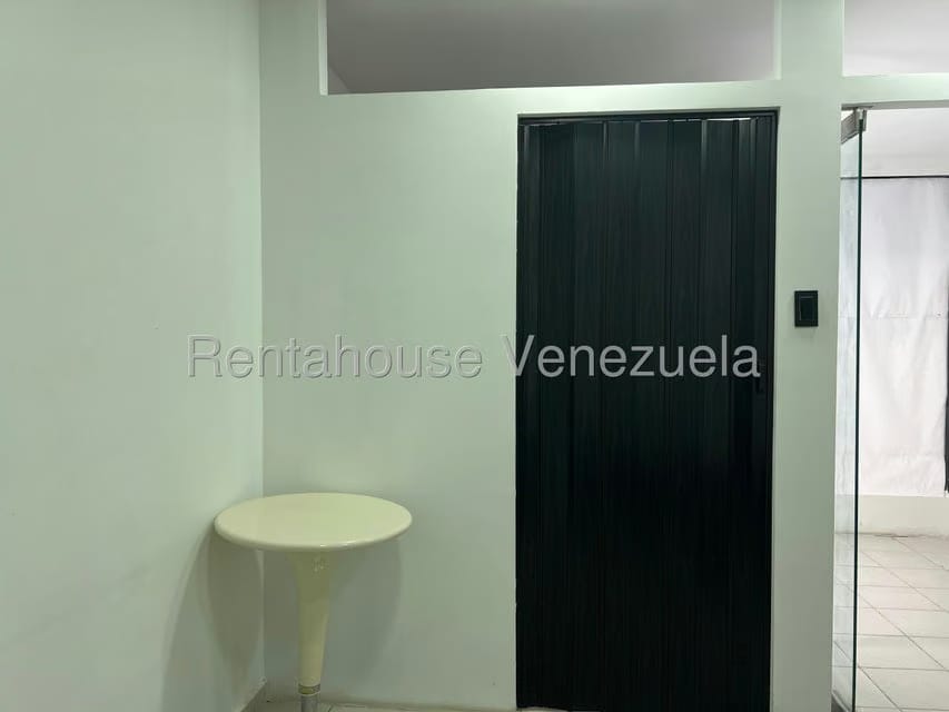 Comercial (Local Comercial) en Alquiler en Centro, Lara - 10