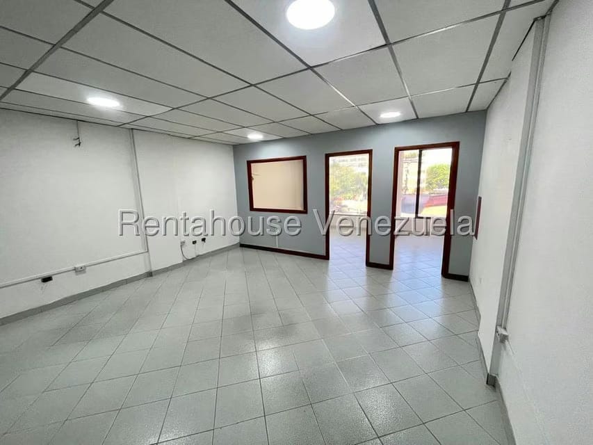 Comercial (Oficina) en Alquiler en El Parque, Lara - 7