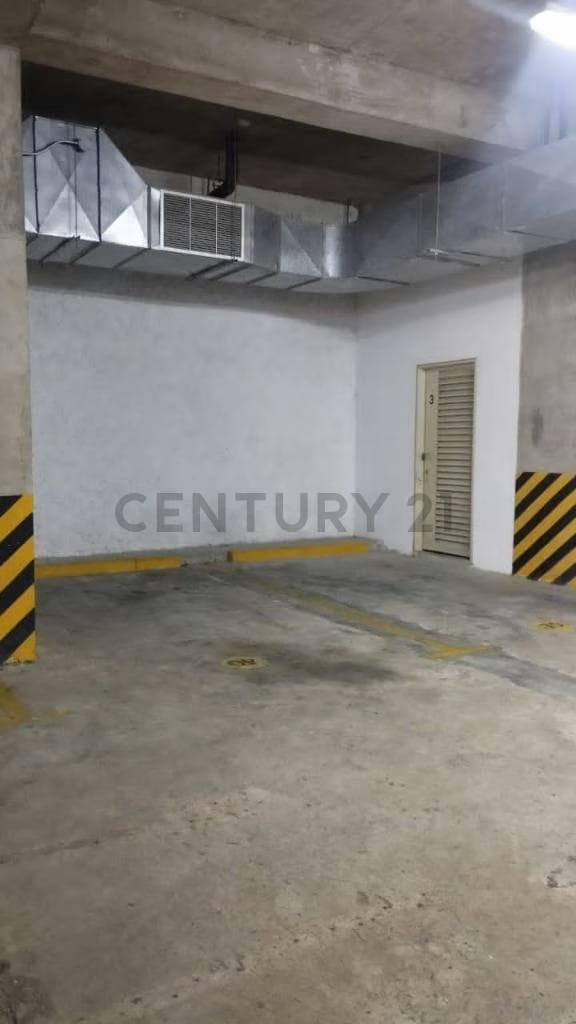 Exclusividad y Diseño: Duplex de Lujo en Lomas de Las Mercedes - 9