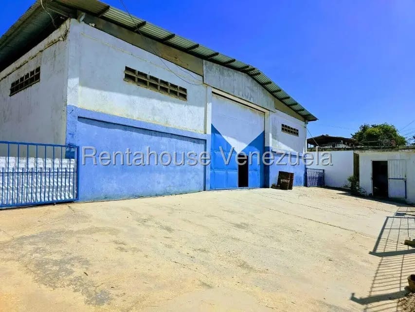 Terreno (Comercial) en Venta en Cantarrana, Sucre