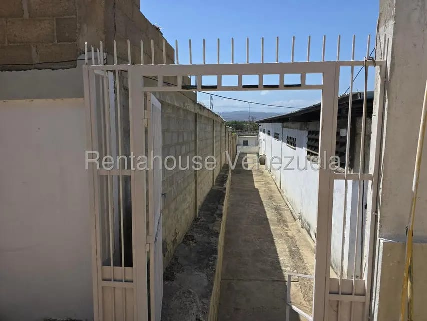 Terreno (Comercial) en Venta en Cantarrana, Sucre - 34