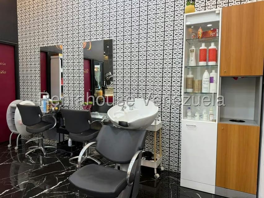 Negocios y Empresas (Belleza y Salud) en Venta en Parroquia La Candelaria, Distrito Metropolitano - 23