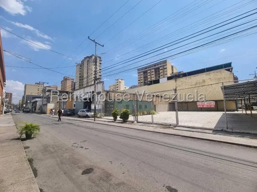 Terreno (Comercial) en Venta en Zona Centro, Aragua - 4