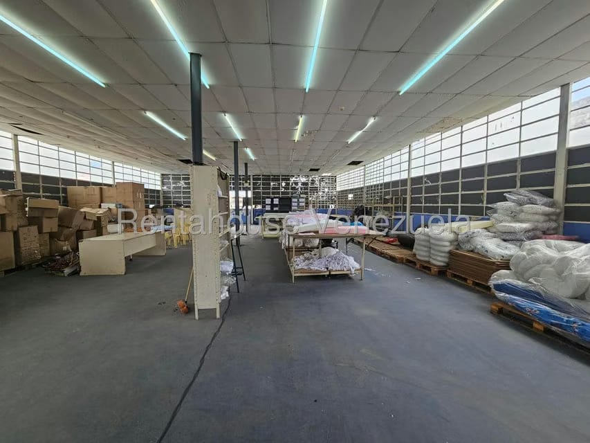 Comercial (Local Comercial) en Venta en Parroquia Altagracia, Distrito Metropolitano - 12