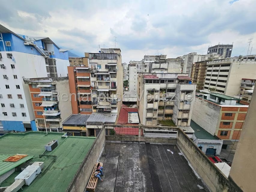Comercial (Local Comercial) en Venta en Parroquia Altagracia, Distrito Metropolitano - 27