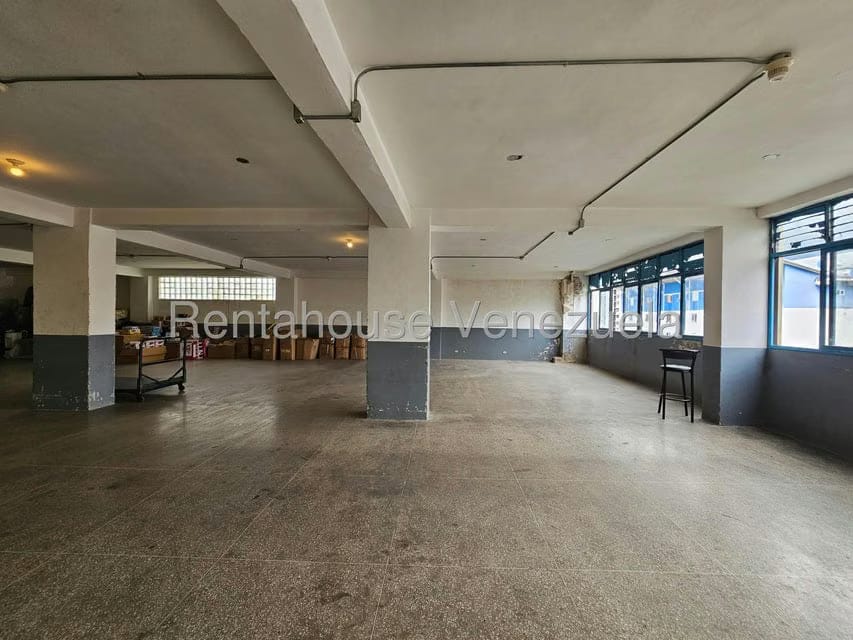Comercial (Local Comercial) en Venta en Parroquia Altagracia, Distrito Metropolitano - 5