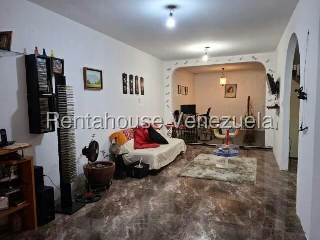 Casa (Duplex) en Venta en El Ingenio, Miranda - 3