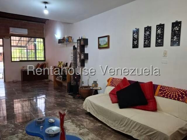 Casa (Duplex) en Venta en El Ingenio, Miranda - 5