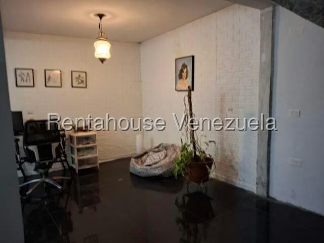 Casa (Duplex) en Venta en El Ingenio, Miranda - 8
