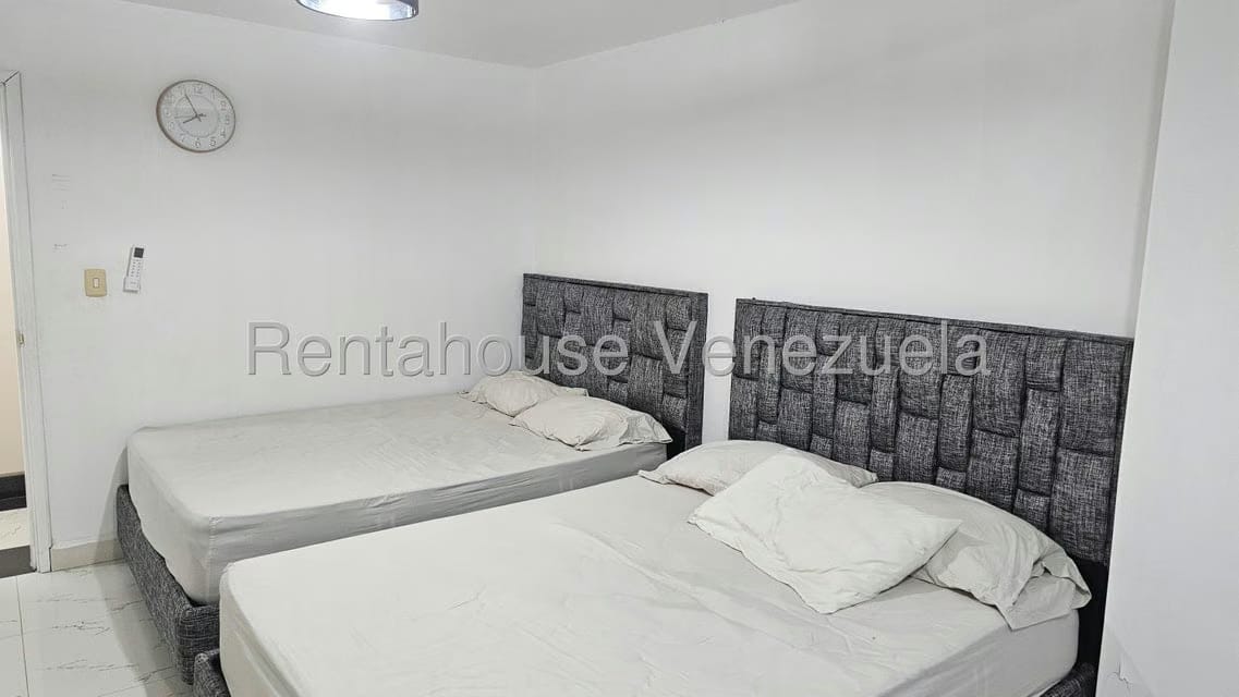 Apartamento (1 Nivel) en Venta en La Arboleda, Nueva Esparta - 14