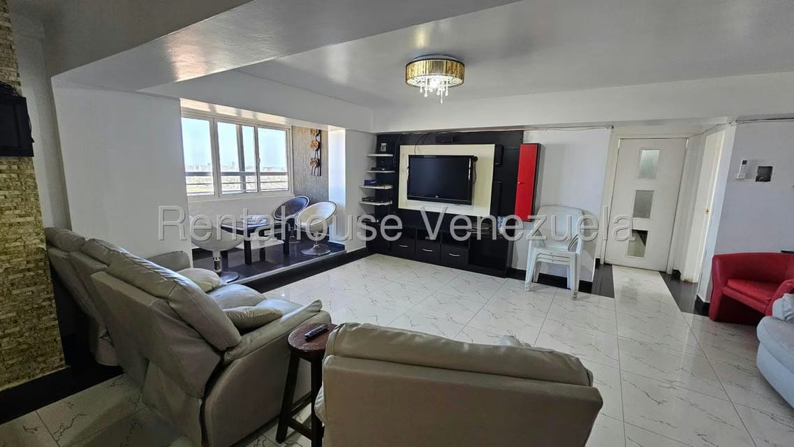 Apartamento (1 Nivel) en Venta en La Arboleda, Nueva Esparta - 4