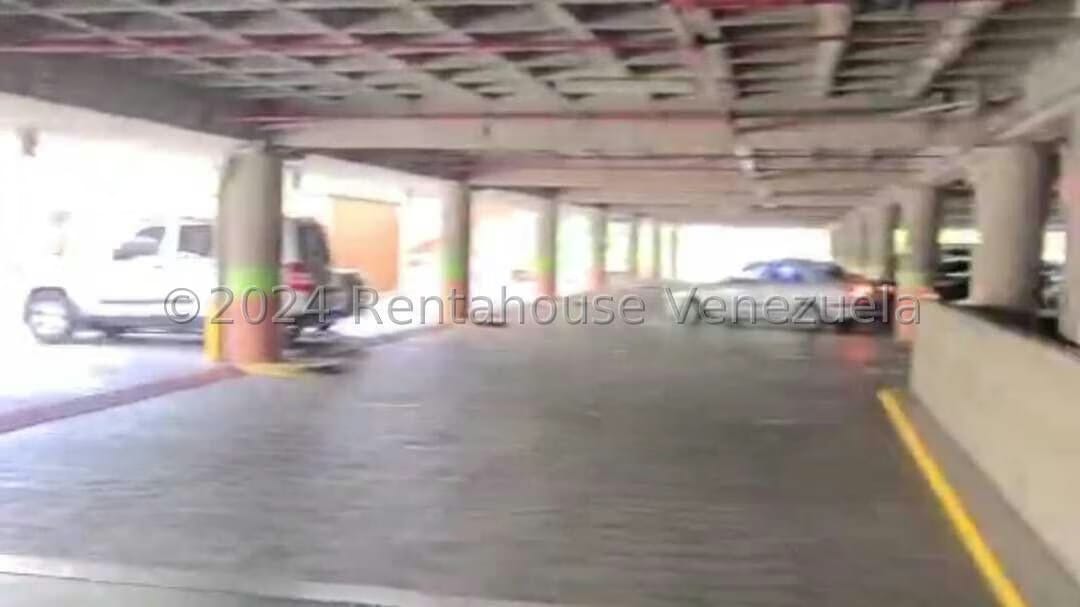 Comercial (Local Comercial) en Alquiler en Colinas de Valle Arriba, Distrito Metropolitano - 12
