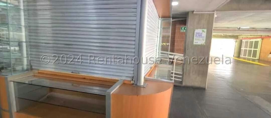 Comercial (Local Comercial) en Alquiler en Colinas de Valle Arriba, Distrito Metropolitano - 9