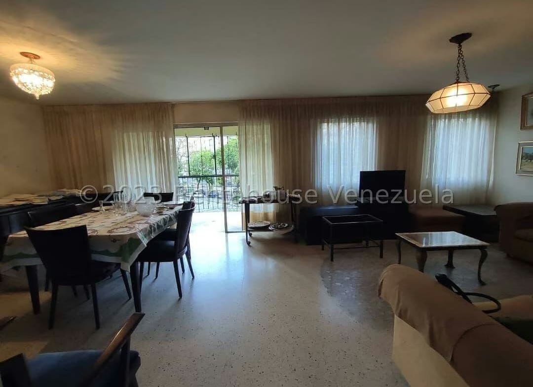 APARTAMENTO EN VENTA-CECILIA GUTIERREZ - 2