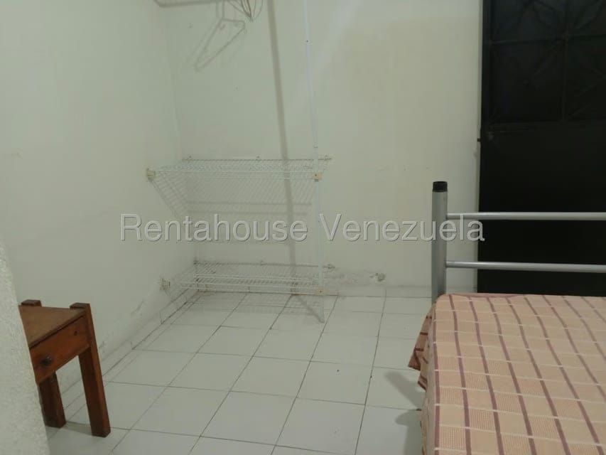Casa (Multipes Niveles) en Venta en Los Rosales, Distrito Metropolitano - 18