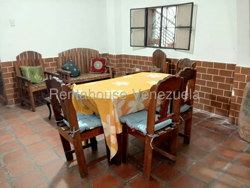 Casa (Multipes Niveles) en Venta en Los Rosales, Distrito Metropolitano - 3