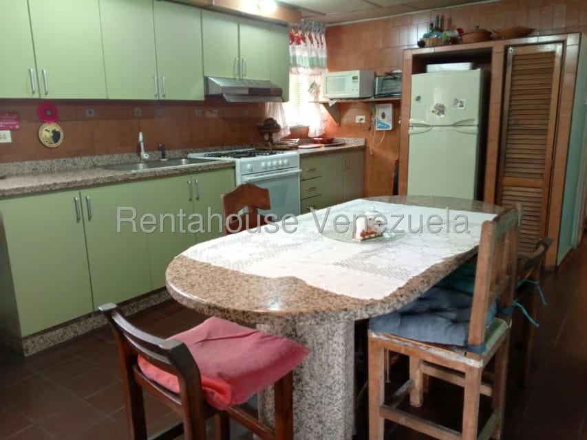 Casa (Multipes Niveles) en Venta en Los Rosales, Distrito Metropolitano - 28