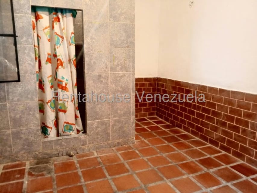 Casa (Multipes Niveles) en Venta en Los Rosales, Distrito Metropolitano - 4