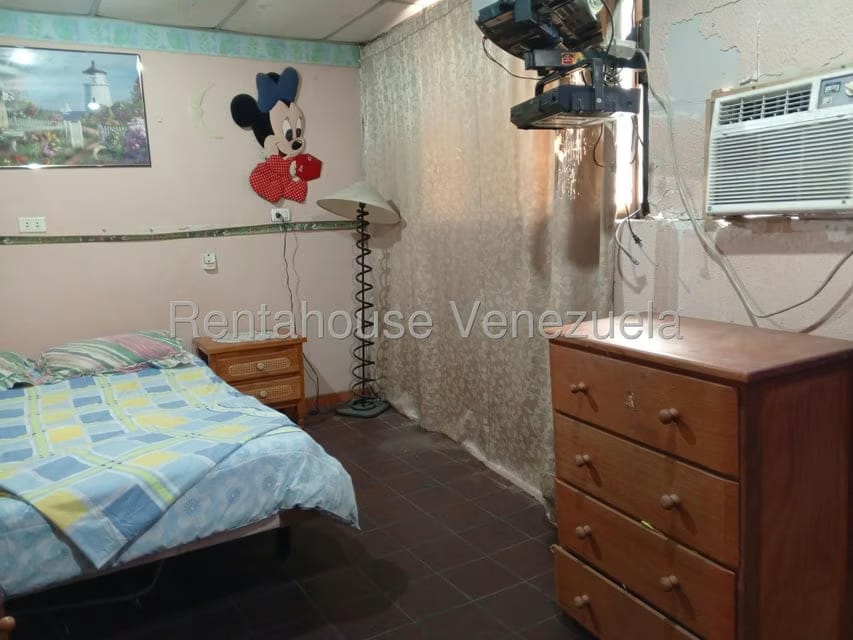 Casa (Multipes Niveles) en Venta en Los Rosales, Distrito Metropolitano - 33