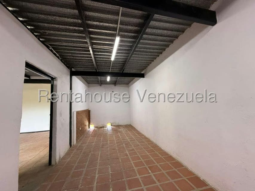 Comercial (Galpon - Deposito) en Alquiler en Boleita Sur, Distrito Metropolitano - 11
